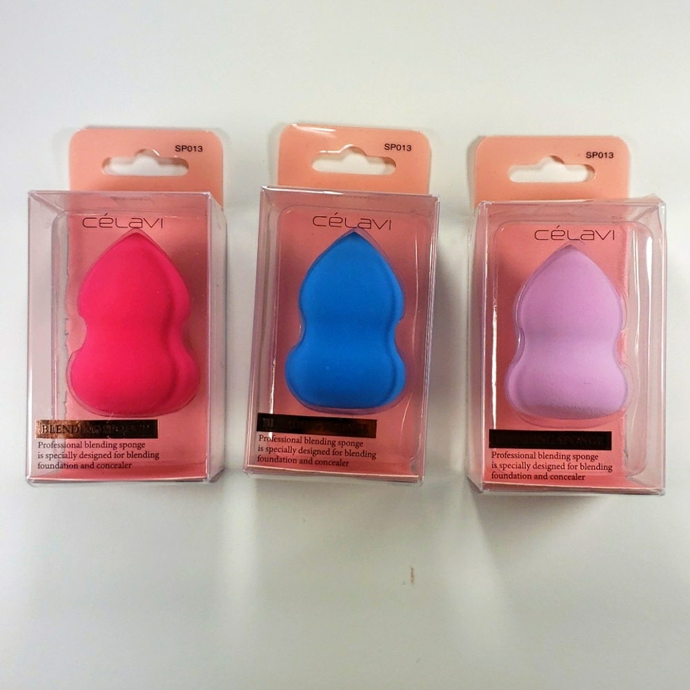 LOT OF 3 BLENDING SPONGES
